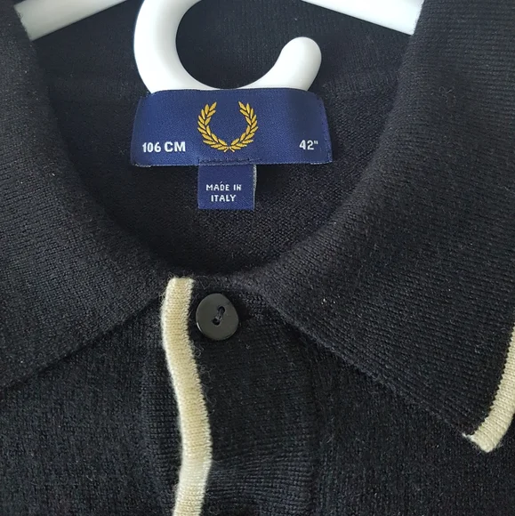 Sweater - Picture 2 of 4